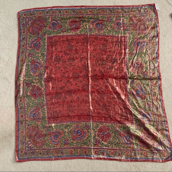 Vintage Oscar de la Renta Metallic Deep Red Gold Floral Square Scarf - Picture 4 of 15